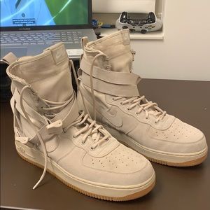 SF AF1 strings size 13
